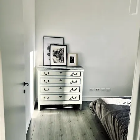 Quinto Between Comfort And Design *